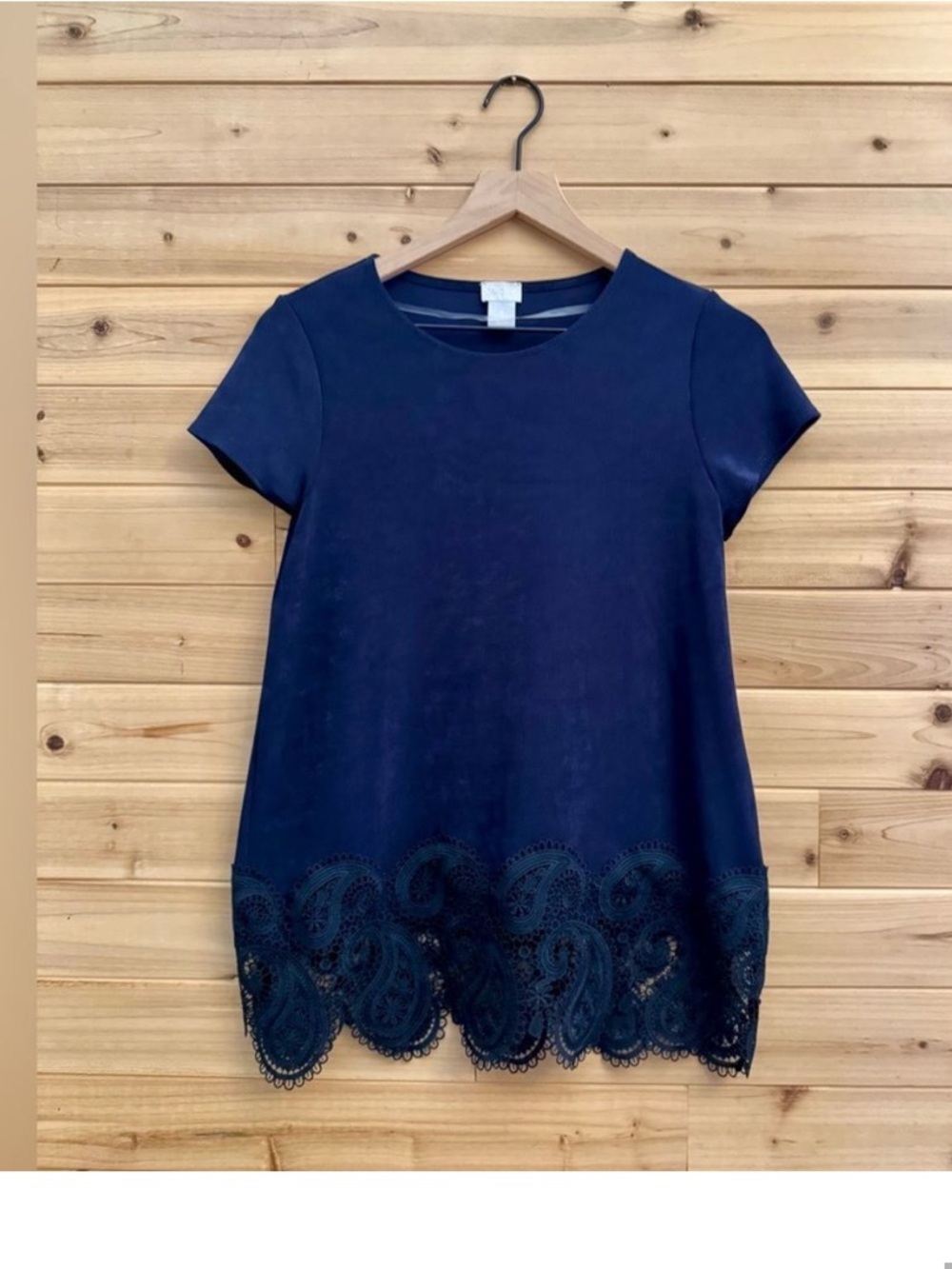 NWT! Chico's Traveler’s Size L/2 Short Sleeve Top with Paisley Lace Hem